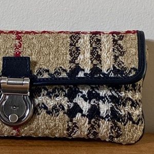 Burberry Boucle Housecheck Wristlet / Clutch